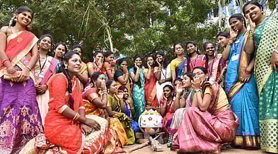 மகளிர் கல்லூரியில் பொங்கல் விழா