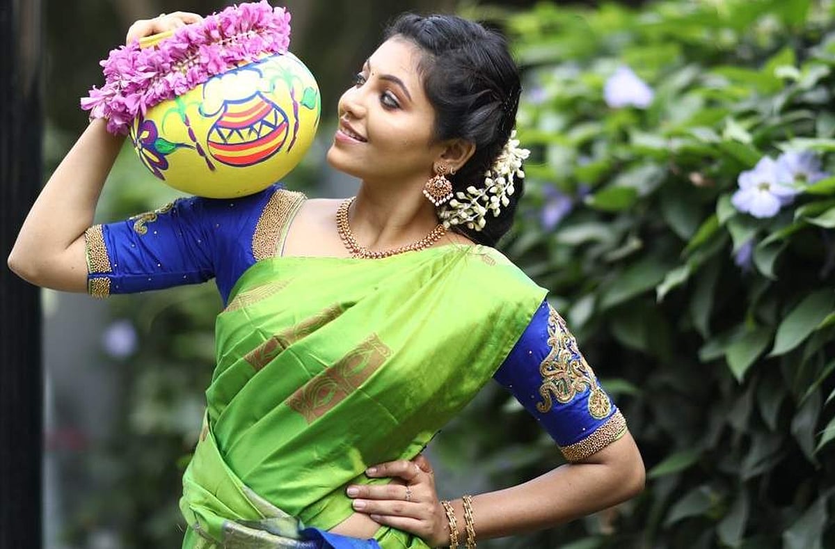 ஜல்லிக்கட்டைக் காப்பாற்றிவிட்டோம், அடுத்ததாக இதையும் காப்பாற்றவேண்டும்: நடிகை அதுல்யா வேண்டுகோள்! (விடியோ & படங்கள்)