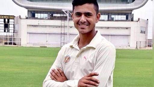 புதிய சாதனையை நிகழ்த்தி அரையிறுதிக்குத் தகுதியடைந்த செளராஷ்டிரா அணி!