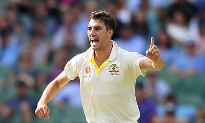 ஐபிஎல் ஏலத்தில் ரூ. 15.50 கோடிக்குத் தேர்வு: ஆஸி. வேகப்பந்துவீச்சாளர் பேட் கம்மின்ஸ் புதிய சாதனை!