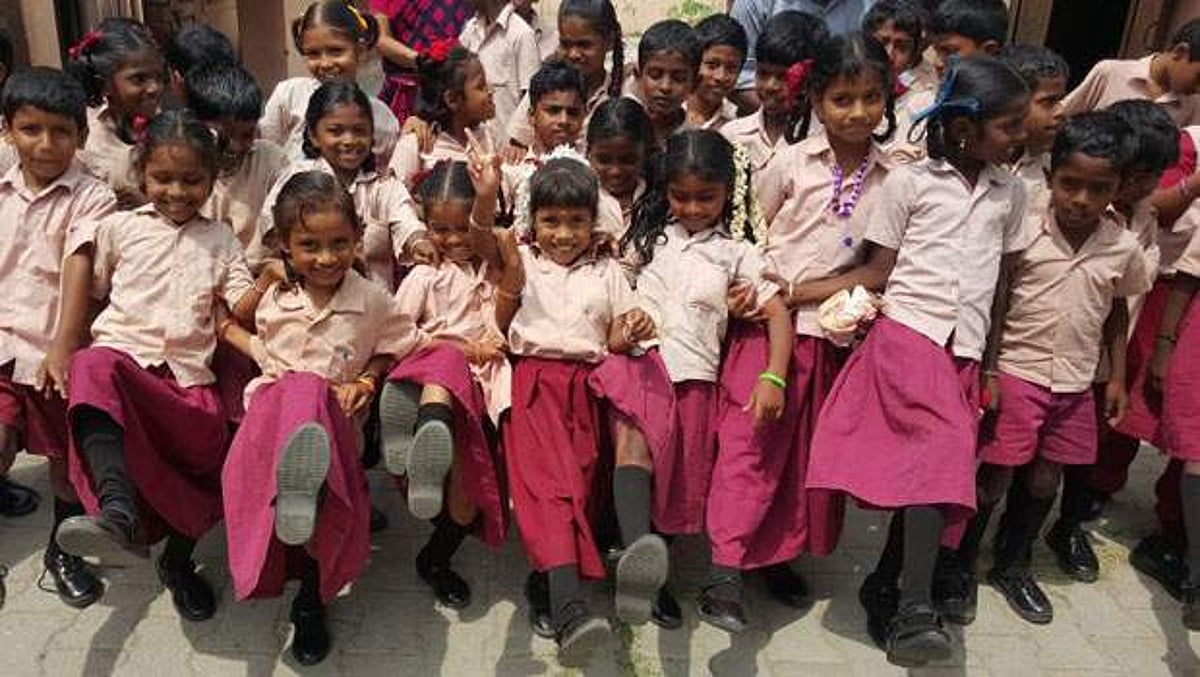 ஆள்கள் பற்றாக்குறை: இலவச சீருடைகள் தயாரிப்பில் தாமதம்