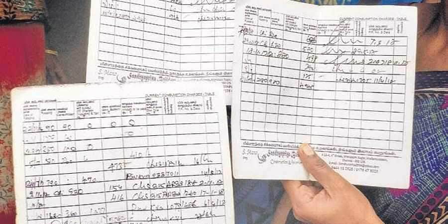 இதற்குப் பெயர்தான் எலக்ட்ரிக் ஷாக்கோ.. உத்தரப்பிரதேச குடிமகனுக்கு நேர்ந்த கொடுமை