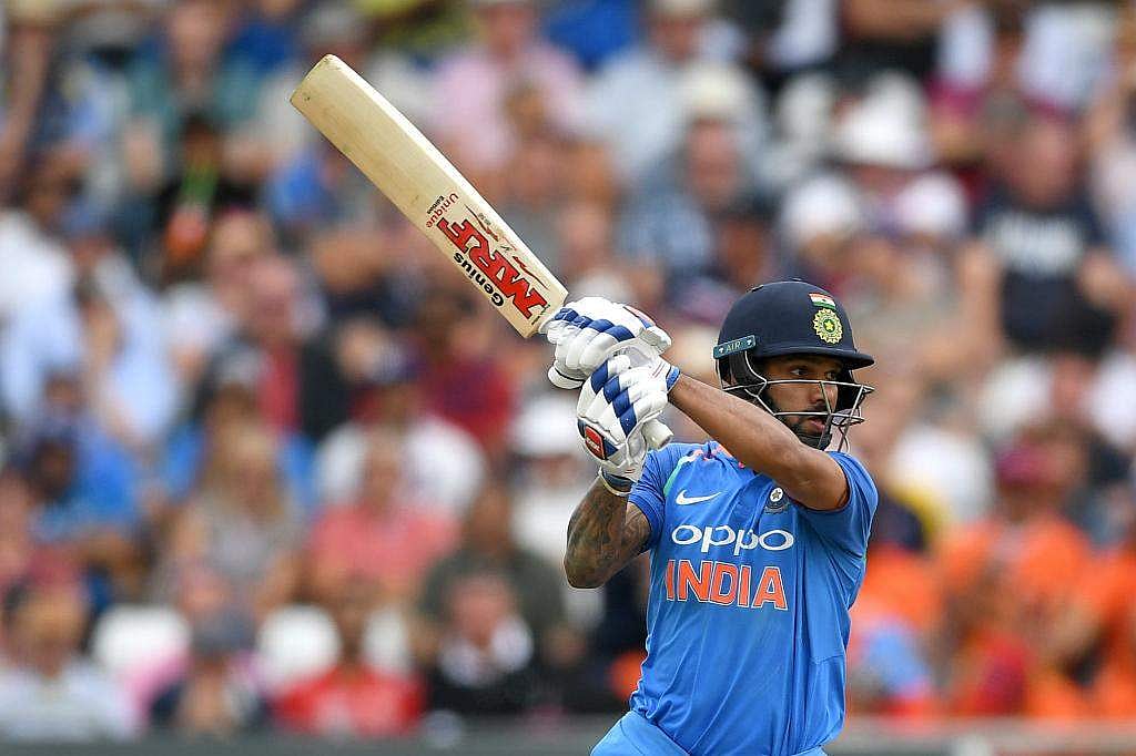 5 ஆயிரம் ரன்களைக் கடந்து லாரா சாதனையை சமன் செய்த ஷிகர் தவன்!