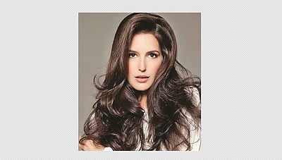 பிரபல பாலிவுட் நடிகையின் தங்கை சினிமாவில் அறிமுகமாகிறார்!