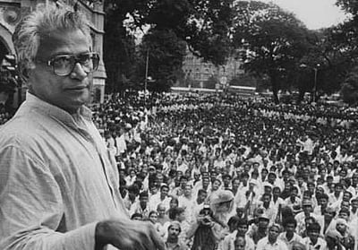 ஜெர்ரி டு கார்கில் ஹீரோ ஜார்ஜ் ஃபெர்னாண்டஸ் - போராட்டங்களையே வாழ்க்கையாகக் கொண்ட ஒரு தலைவன்!