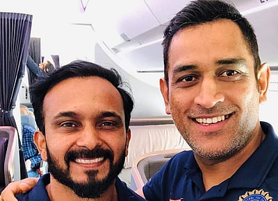 ஒருநாள் தொடருக்காக ஆஸ்திரேலியாவுக்குப் பறந்த தோனி, ரோஹித் சர்மா!