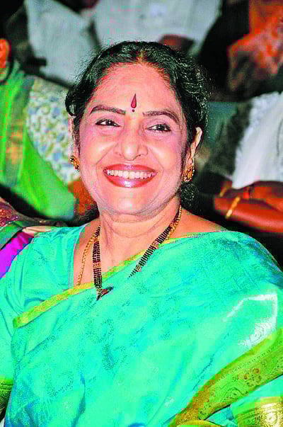 ரோஜா மலரே - 7