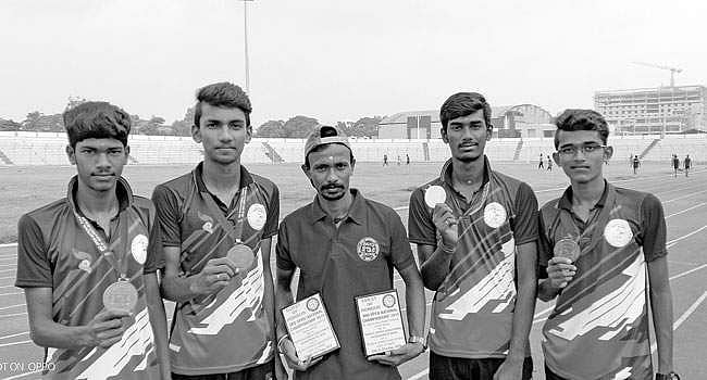 தடகளப் போட்டியில் தங்கப் பதக்கம்!