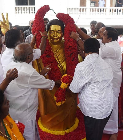 அதிமுக 48ஆவது ஆண்டு தொடக்க விழா