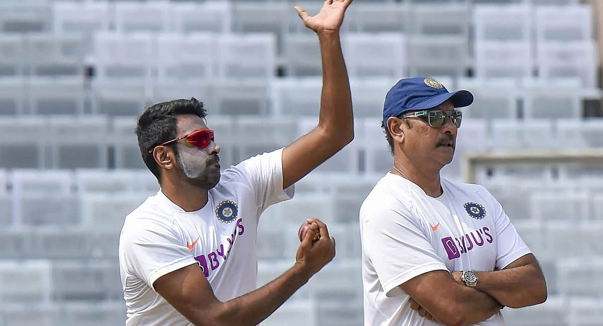 1500 டிக்கெட்டுகள் மட்டுமே விற்பனை: ‘இனிமேல் டெஸ்ட் போட்டியை நடத்த யோசிப்போம்!’