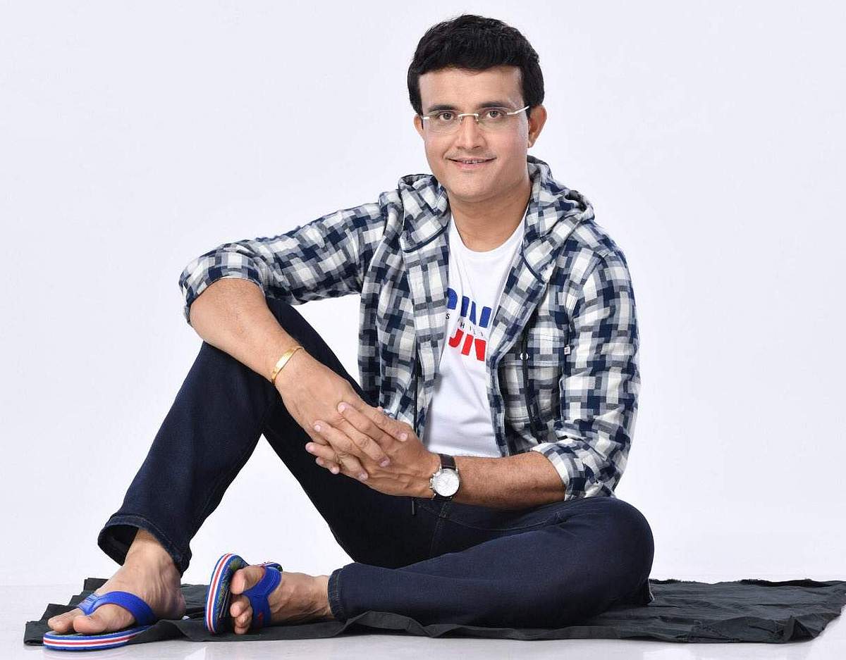 பிசிசிஐ தலைவராகும் கங்குலி: முன்னாள் வீரர்களுக்கு விருந்து!