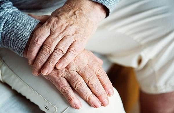 இனி ஏமாற வேண்டாம்.. பராமரிக்கத் தவறிய வாரிசுகளுக்குக் கொடுத்த சொத்தை மீட்கலாம்.. ஆனால் சட்டப்படி!