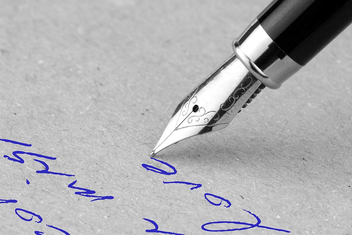 இங்க் பேனா உங்களுக்குப் பிடிக்கும் என்றால் இதைப் படித்துவிடுங்கள்!