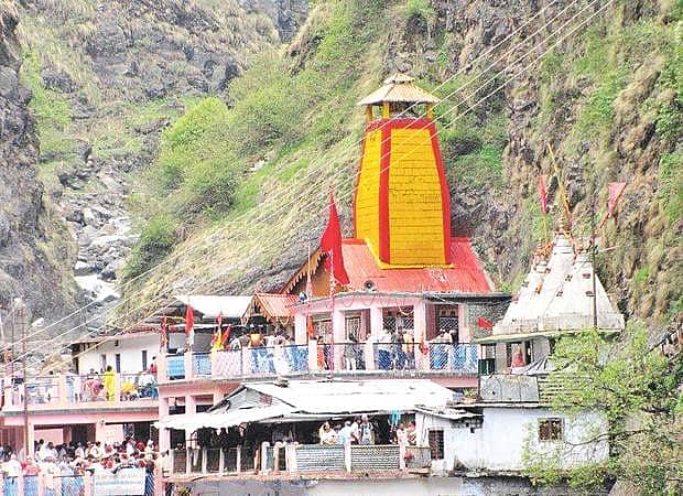 தீபாவளித் திருநாளில்  யமுனை நீராடல்!