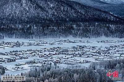 சீனாவில் ரம்மியமாக காட்சியளிக்கும் ஹேமூ எனும் ஊர்