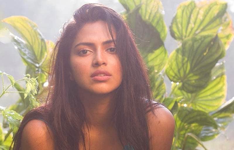 பிரபல இணையத் தொடரில் நடிக்கவுள்ள அமலா பால்