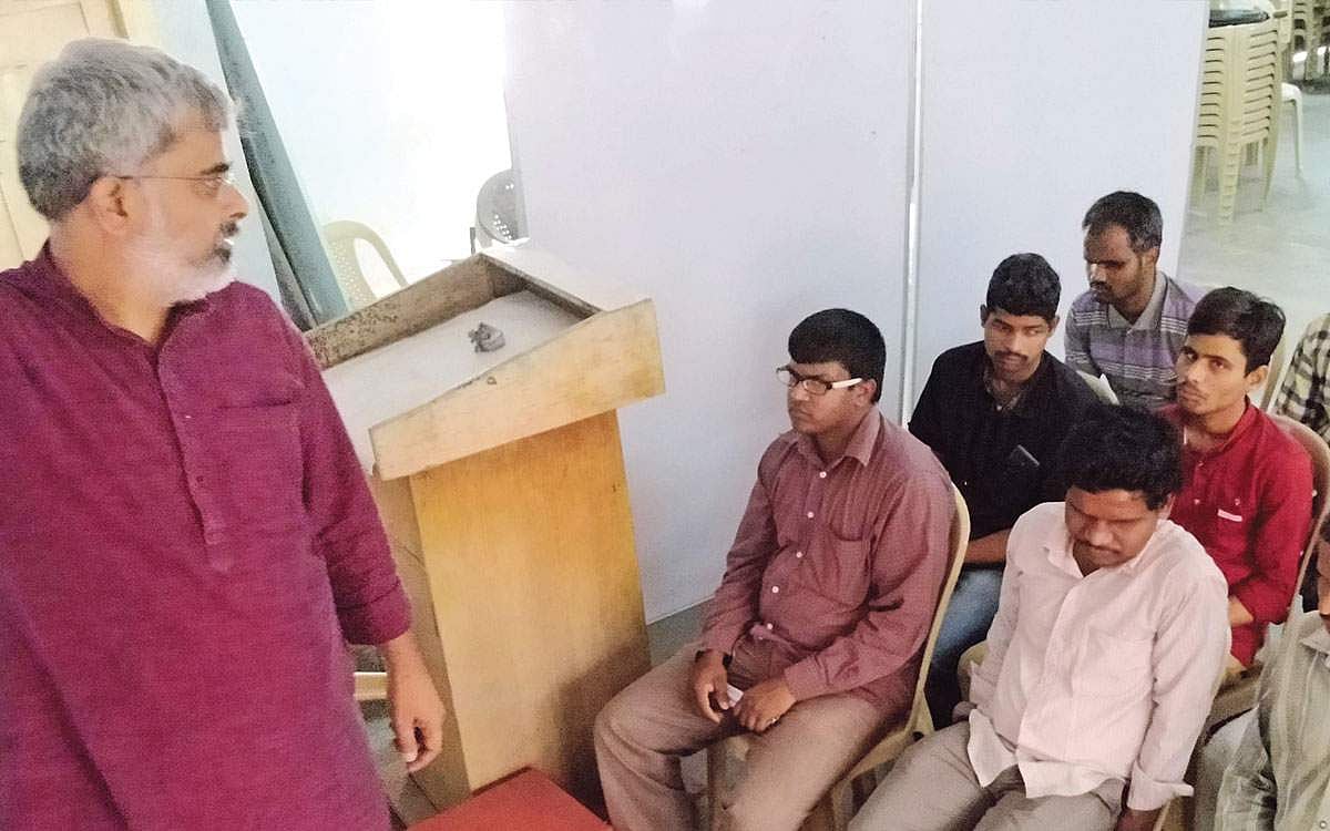 சிவில் சர்வீஸ் தேர்வு... பார்வையற்றவர்களும் எழுதலாம்!