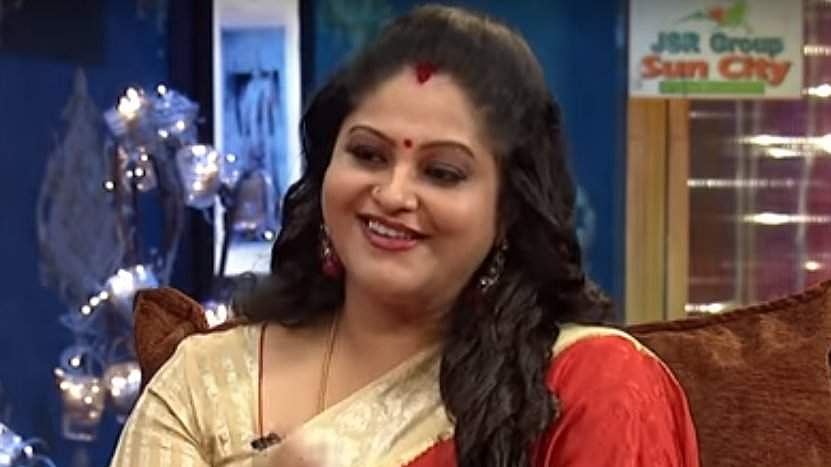 மந்த்ரான்னு ஒரு நடிகை இருந்தாங்களே!