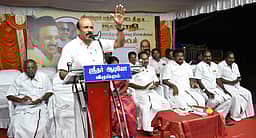 தமிழக மக்களைக் காக்கும் 
தலைவா் முதல்வா் ஸ்டாலின்: நடிகா் வாகை சந்திரசேகா்