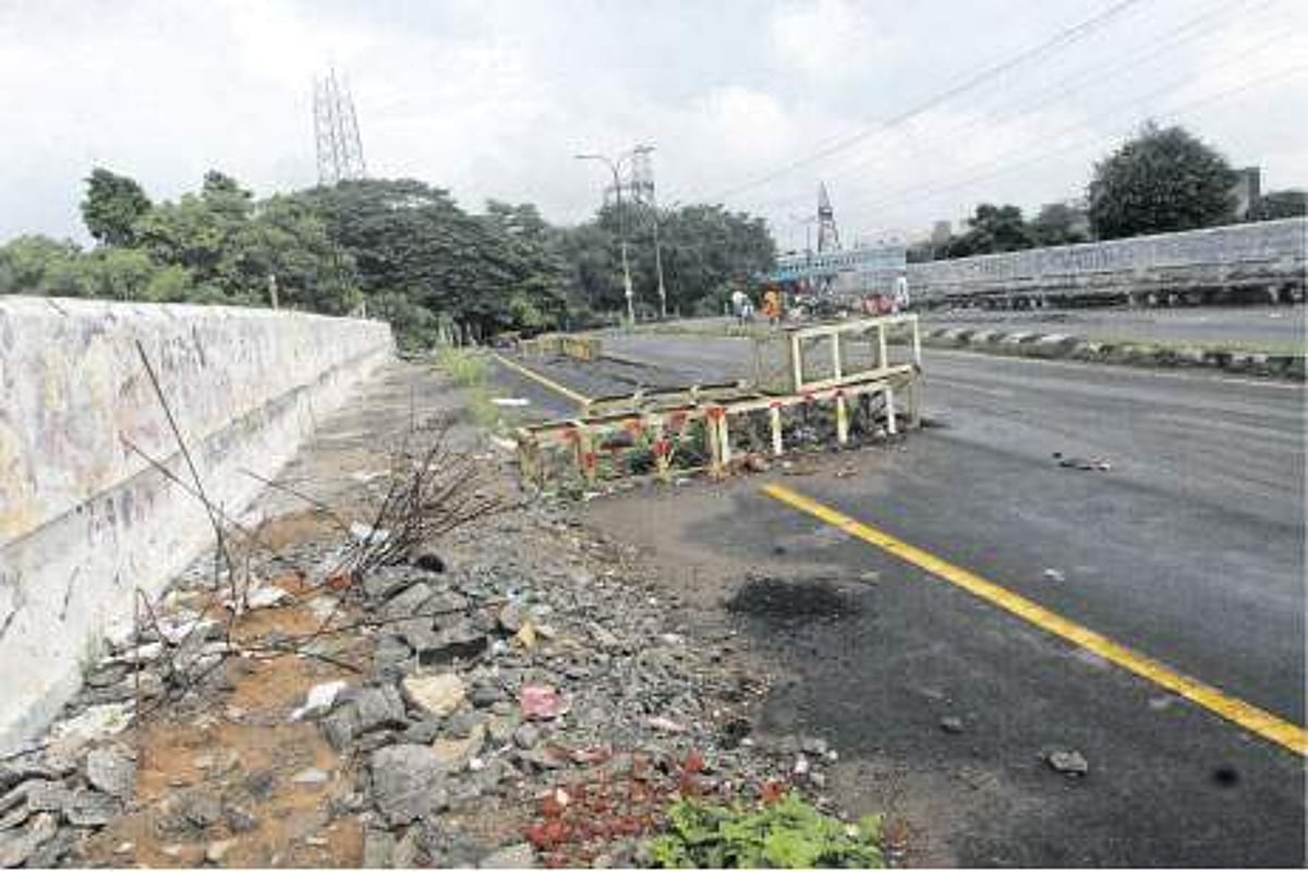 85 ஆண்டுகள் பழமையான யானைக்கவுனி ரயில்வே மேம்பாலம் இடிக்கும் பணி தொடக்கம்