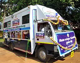 கால்நடை ஆம்புலன்ஸ் சேவை திட்டம்: விவசாயிகளுக்கு விழிப்புணா்வு அவசியம்