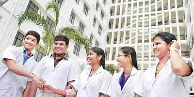 மருத்துவ மாணவர் சேர்க்கை இடங்கள்! திருத்தப்பட்ட பட்டியல் வெளியீடு!!