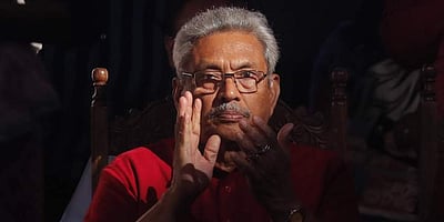 கோத்தபய ராஜபட்ச மேலும் 2 வாரங்கள் சிங்கப்பூரில் தங்க அனுமதி: இலங்கை அரசு கோரிக்கை?