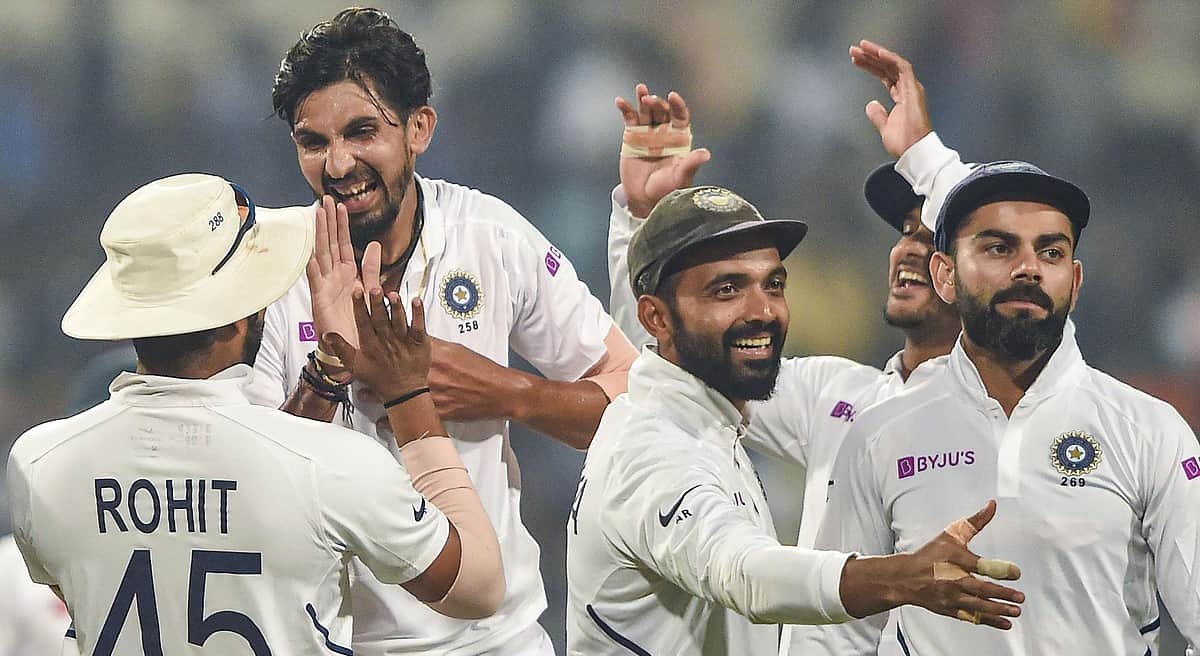 கொல்கத்தா பகலிரவு டெஸ்ட்: 2-வது இன்னிங்ஸிலும் தடுமாறும் வங்கதேச அணி!