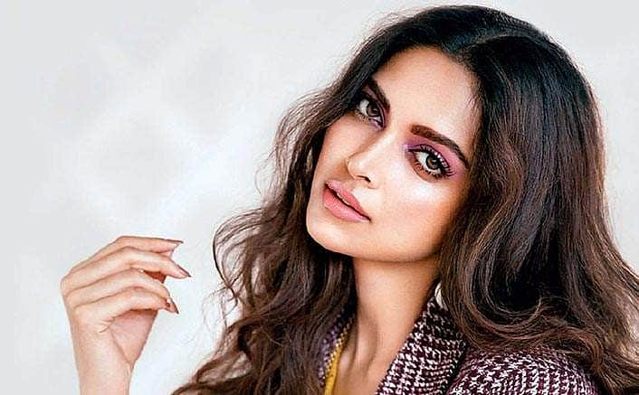 இந்த இளம் நடிகைக்கு விரைவில் திருமணமாகப் போகிறது: உரையாடலில் போட்டுடைத்த தீபிகா படுகோன்