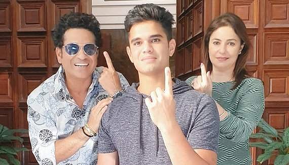 மகன் பெயரில் போலி ட்விட்டர் கணக்கு: நடவடிக்கை எடுக்க சச்சின் கோரிக்கை