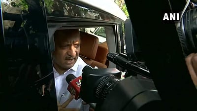 துணை முதல்வராகப் பதவியேற்கப்போவது யார்? அஜித் பவார் பதில்!