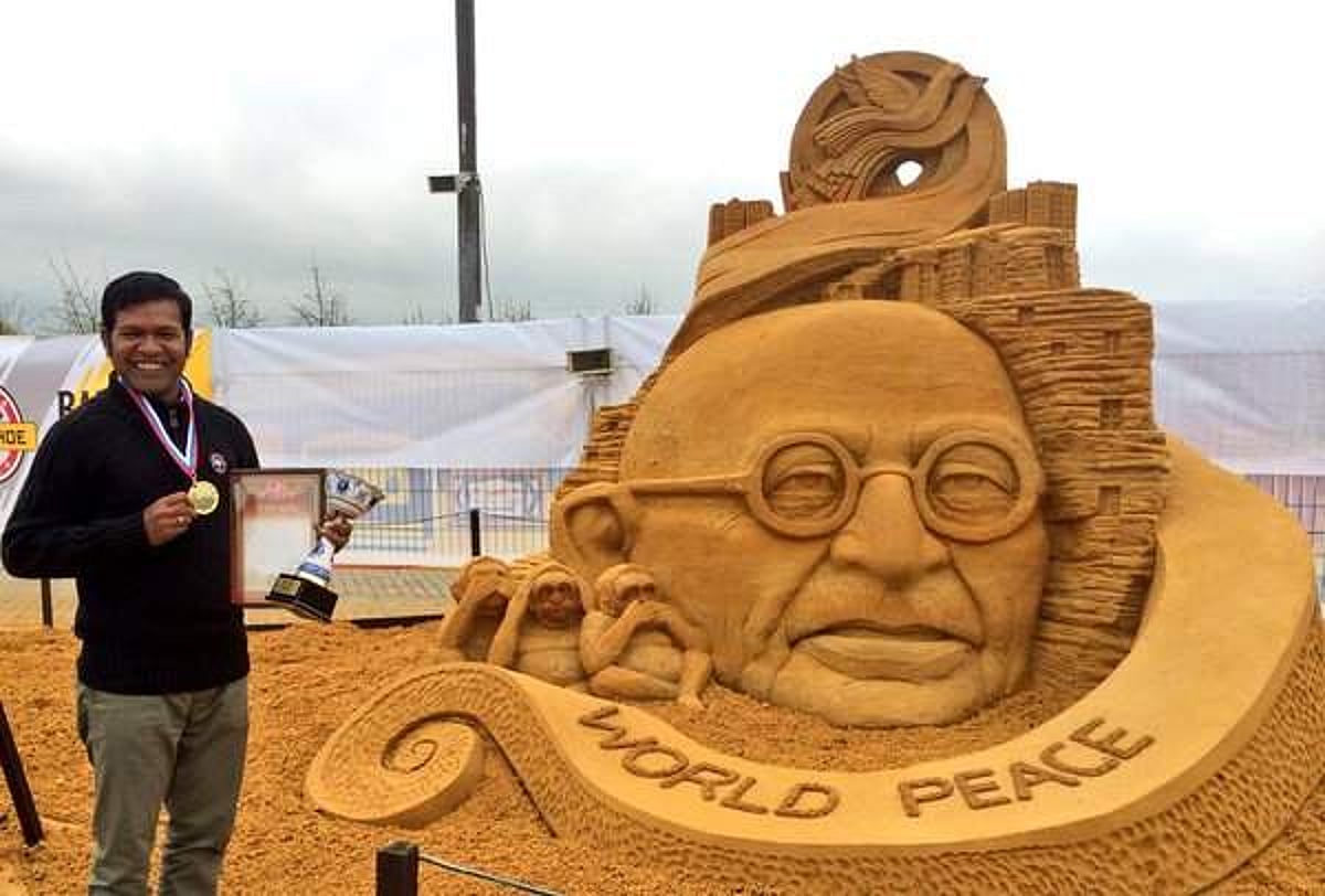 பிரபல இந்திய மணல் சிற்பக்கலைஞருக்கு இத்தாலியில் கிடைத்த அங்கீகாரம்!