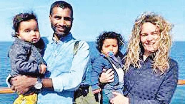 40 ஆண்டுகள் கழித்து பெற்ற தாயை சந்திக்கும் மகன்! நெகிழ்ச்சியான உண்மை சம்பவம்!