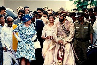 மருதநாயகம் துவக்க விழாவுக்கு குயின் எலிஸபெத் வந்து சென்ற கதையைப் பற்றி கமல் ஹாசனின் சுவாரஸ்யமான பகிர்வு... 
