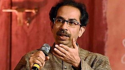 பாஜக குதிரை பேரத்தில் ஈடுபட்டு வருகிறது: சிவசேனையின் சாம்னா விமர்சனம்