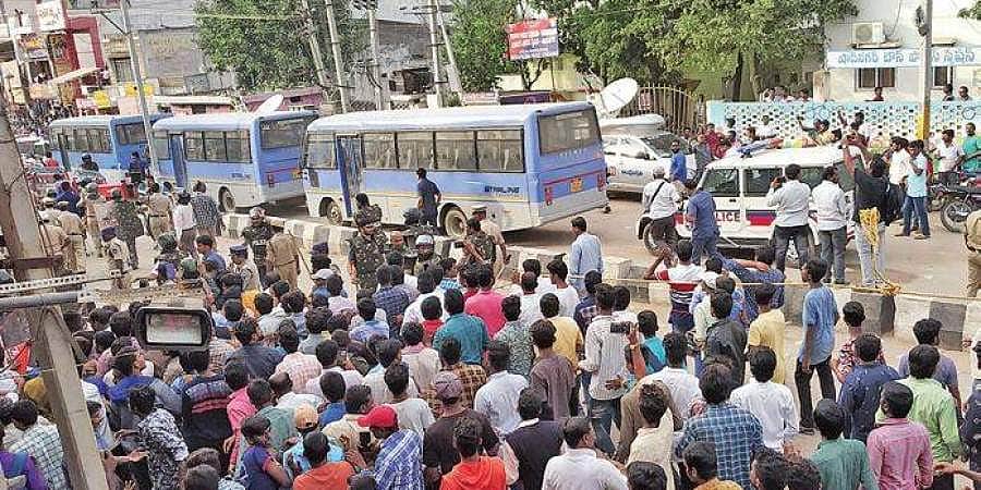 'இறந்த பின்னரும் பாலியல் வன்கொடுமை செய்யப்பட்ட அவலம்' - பெண் மருத்துவர் கொலையில் திடுக்கிடும் தகவல்கள்!  
