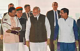 பிரதமா், முதல்வா்கள் பதவி நீக்க மசோதா வரம்புக்குள் எதிா்க்கட்சித் தலைவா்? -சட்ட ஆணையத்திடம் நாடாளுமன்றக் குழு கேள்வி