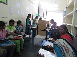 விண்ணப்பித்துவிட்டார்களா..? பெண்கள் சேவை மையத்தில் பெண்களுக்கு வேலை!