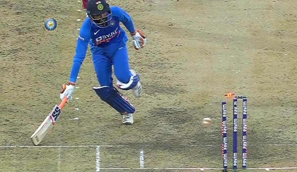 ஜடேஜா ரன் அவுட் ஆன விதம்: கோலி எதிர்ப்பு! (விடியோ)