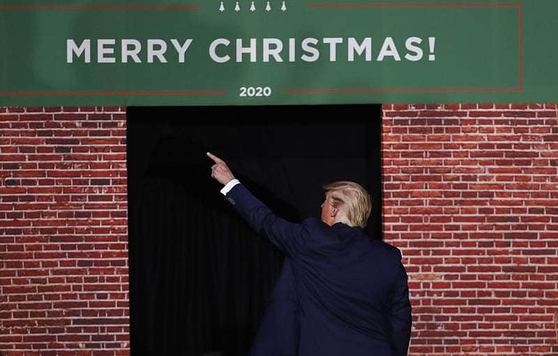 பதவி நீக்கக் கோரும் மசோதாவால் ஜனநாயகத்துக்கு அவமரியாதை: டிரம்ப் சாடல்