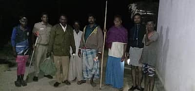 ஆம்பூர் அருகே 7 அடி நீளமுள்ள மலைப்பாம்பு பிடிபட்டது