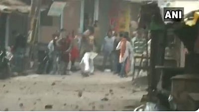 குடியுரிமைத் திருத்தச் சட்டத்துக்கு எதிராக போராட்டம்: கோரக்பூரில் வன்முறை