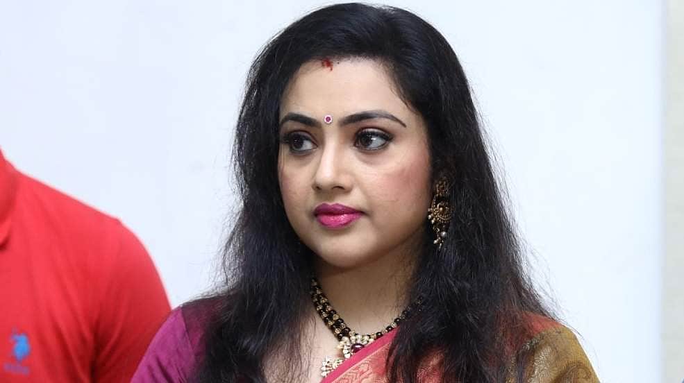 இத்தனை வருடங்களாகத் தமிழ்ப் படங்களில் நடிக்காதது ஏன்?: மீனா பேட்டி