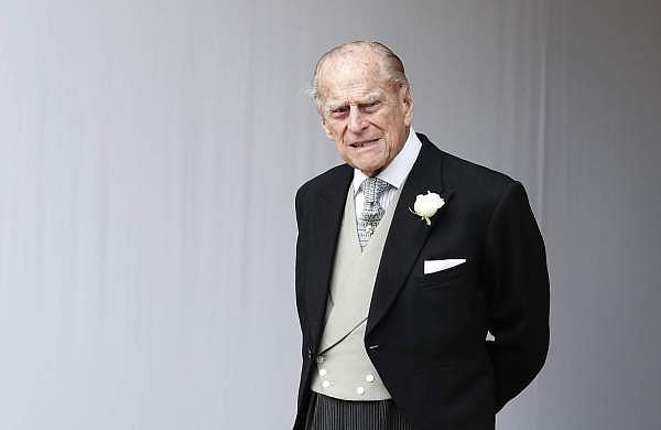 இங்கிலாந்து இளவரசர் ஃபிலிப் மருத்துவமனையில் அனுமதி