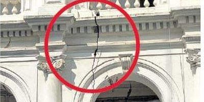 சென்னையின் ரிப்பன் மாளிகையில் விழுந்த மிகப்பெரிய விரிசல் கவனிக்கப்படுமா?