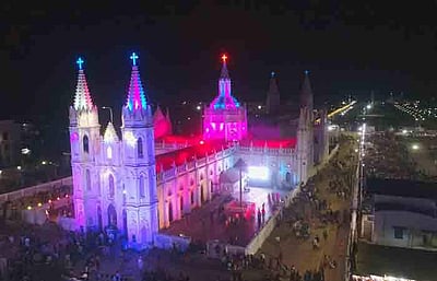 கப்பலைக் கரை சேர்த்த வேளாங்கண்ணி அன்னை