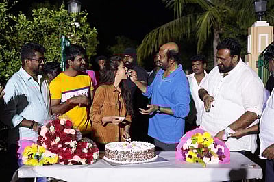 கீர்த்தி சுரேஷை பாராட்டிய சூப்பர்ஸ்டார்