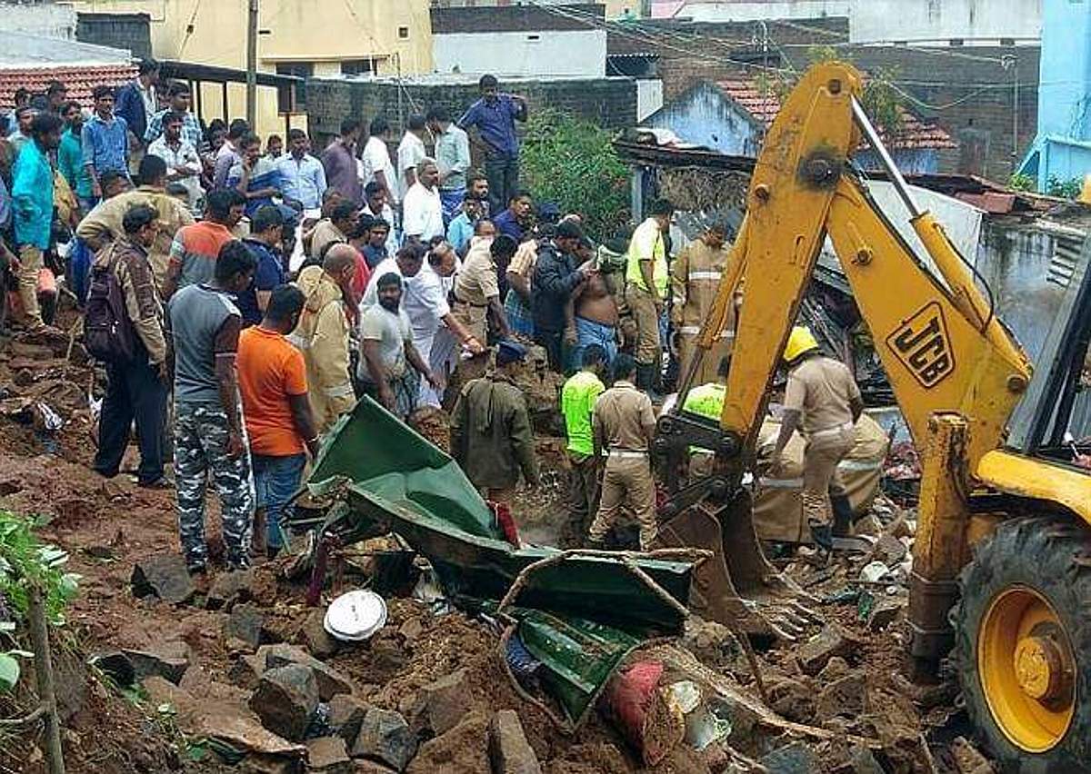 மேட்டுப்பாளையம் விபத்து: விதிமீறல் கட்டுமானங்களுக்கு எதிராக அரசு நடவடிக்கை எடுக்குமா?