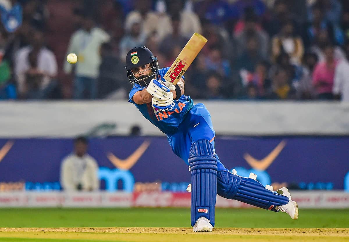 டி20-யிலும் ராஜா, விராட் கோலி தான்: ஹைதராபாத் டி20 ஆட்டத்தின் சாதனைகள்!