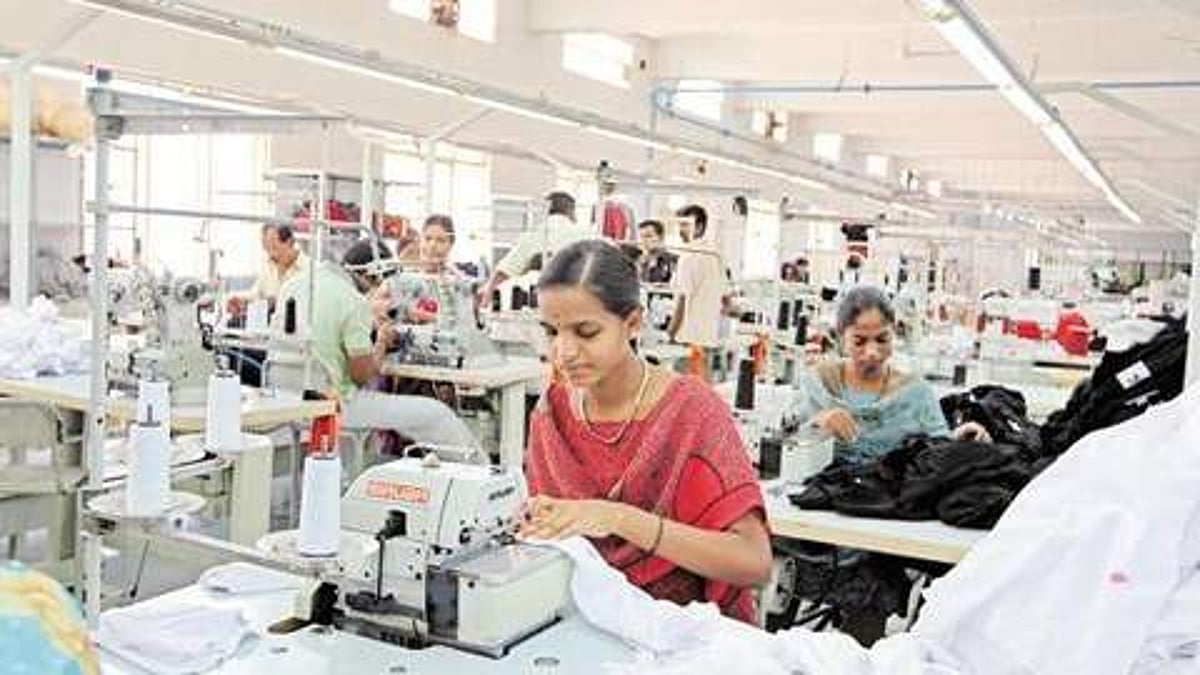 ஏலம் விடப்படும் சொத்துகள்: பரிதவிப்பில் பின்னலாடை, ஆயத்த ஆடை தொழில் நிறுவனங்கள்